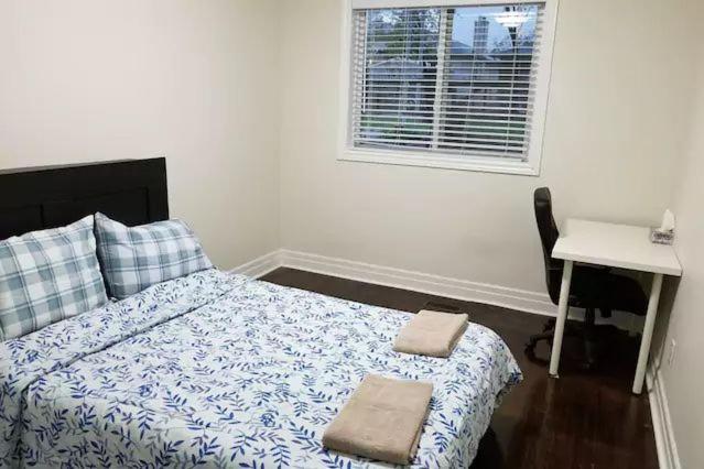 Private Rooms 5 Min Finch West Subway - York University Toronto Exterior foto